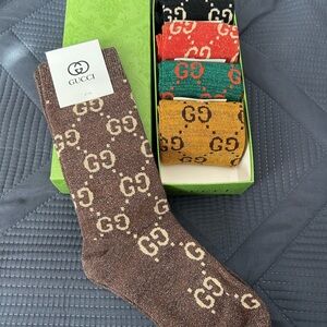 Gucci Men's Brown, Green, Yellow, and Black Logo Socks Set